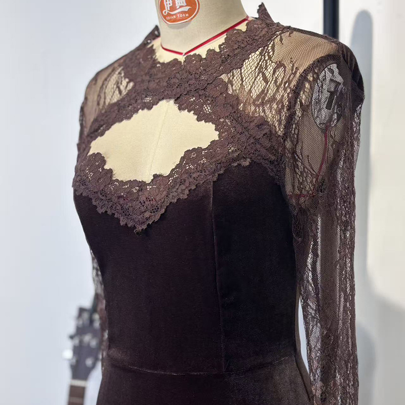 Women's Sexy Lace Trim Bodycon Midi Dress - Image 2